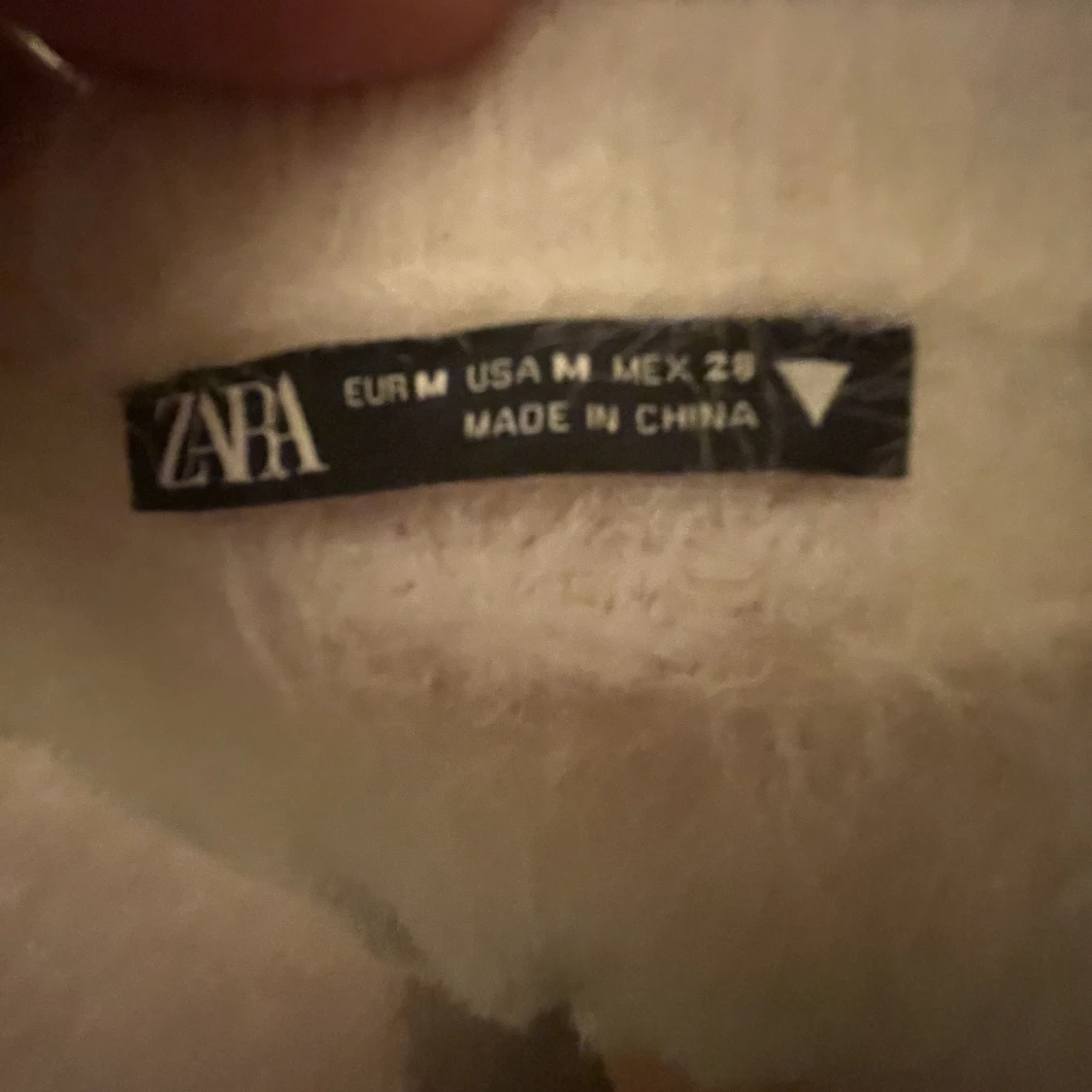 Zara tröja  - 91