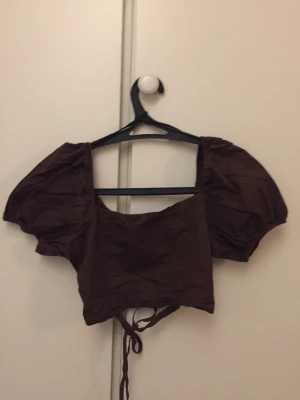 Brown Croptop - Brown croptop : barely used, small dot of discoloration on the shoulder, more question can always pm :)