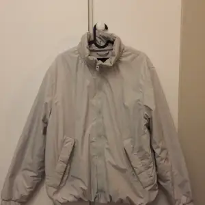 Light grey puffer jacket: in good condition, have some stains ( can see more pictures in pm), can always pm for more questions :))