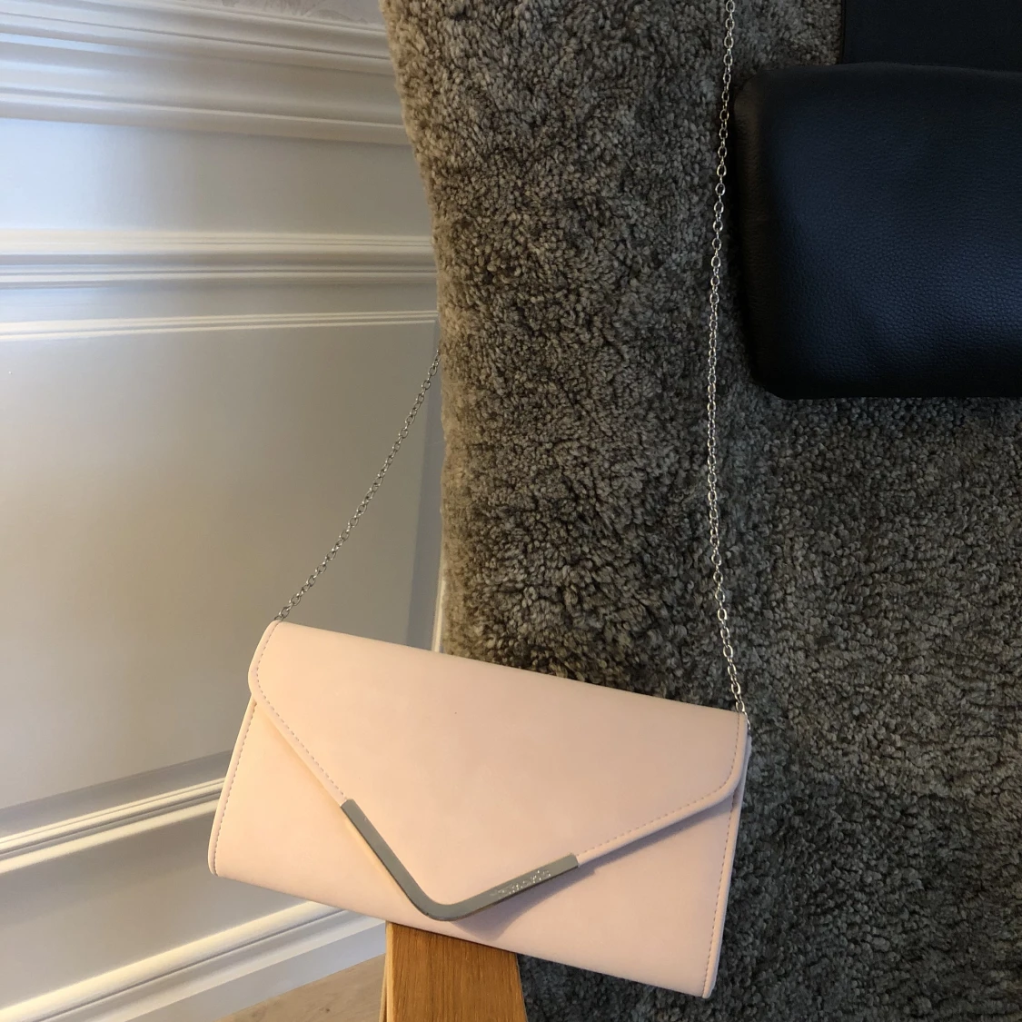 Kuvertväska från Tamaris