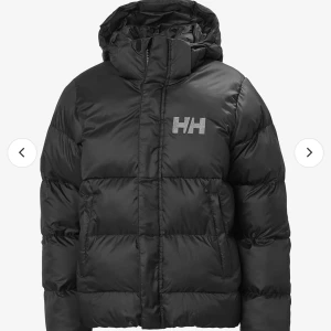 Helly Hansen jacka - Jättefin jacka med inga defekter❤️‍🔥❤️‍🔥Orginalpris 1800kr