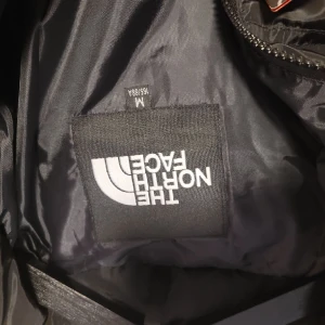 North face jacket  - Selling a north face jacket – meticulously crafted with high-quality materials and a stylish design. Unfortunately, it's a size too small for me, and I believe it deserves to be worn by someone who can truly appreciate its comfort and aesthetic. The jacke