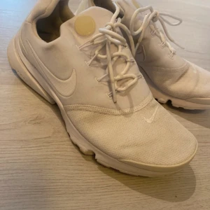 Nike skor  - Storlek 39, bra skick 