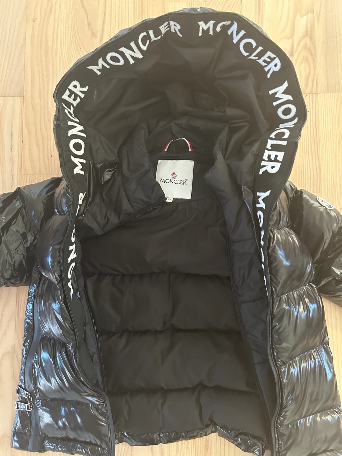 Moncler jacka 