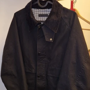 Utility jacket - Använd 3 gånger , condition 10/10