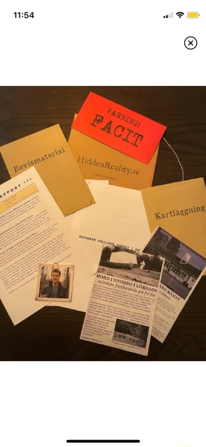 Hiddenreality - Mordgåta från Hiddenreality! Den var verkligen så kul att lösa men nu får den komma till någon annan som också vill uppleva hur det känns att vara en detektiv! Den innehåller polisutredning, förhör, mystiska objekt, kartor, bilder och annat!!