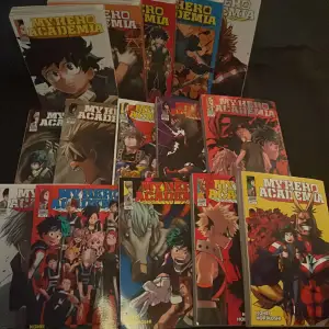 My Hero Academia manga, volym 1-15 ägda i ca. 3 år men knappt rörda, villig att sälja färre än 15 för 70 kr styck