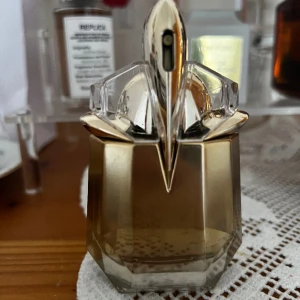 Mugler alien goddess 30ml - Endast testad (inte intense)