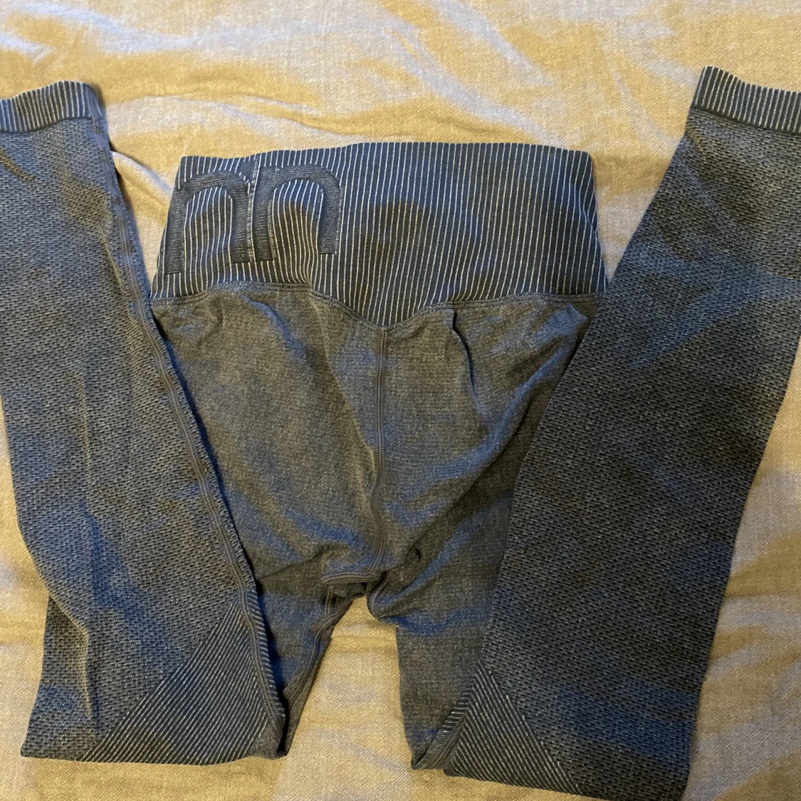 Blåa träningsthights  - 90