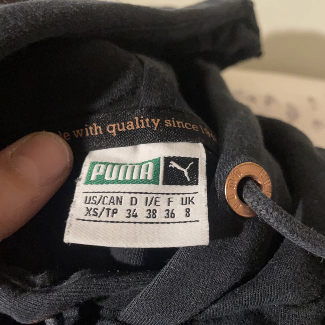  Svart hoodie från Puma - 90