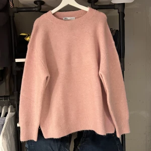 Stickad tröja - Stickad oversize tröja från Zara. Storlek S. 