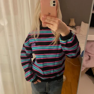 Sweatshirt - Unik tröja från junkyard💖