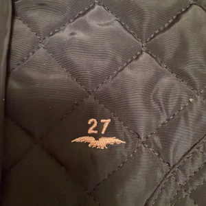 Jacka  - Tunnare jacka. 