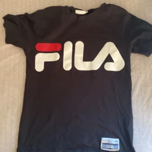 FILA t-shirt - Svart Fila t-shirt. Strl xs