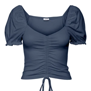 topp - Oanvänd topp från Noisy may  Nypris var 299,-