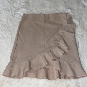 Kjol från Gina  - Kjol från Ginatricot 