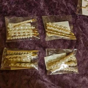 Hårspännar 4stk packet - 4 stk packet med Hårspännar. Nya inte använt. Alle för 50