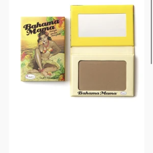 Bronzer  - Bronzer ifrån the balm Super fin helt oöppnad orginal pris 210kr säljer för 150+ frakten. Säljer då jag råkade beställa två🙄❤️