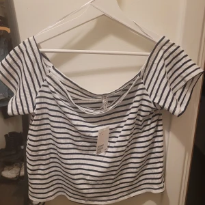 Magtröja - Oanvänd från H&M