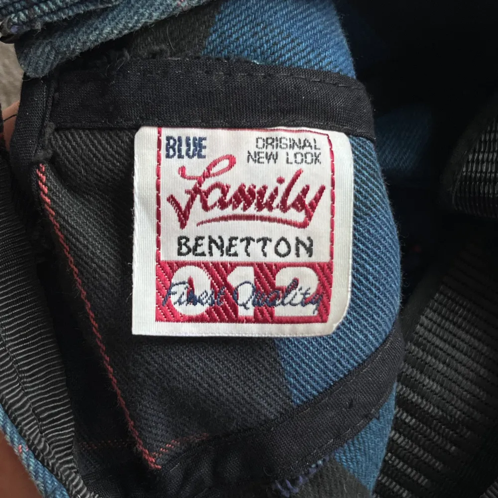 Go  vintagekeps från Benettons ”Blue Family”-serie.   . Övrigt.