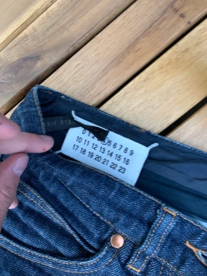 Margiela Jeans - lite smutsiga som jag tror kan tas bort i tvätt 🙏🙏
