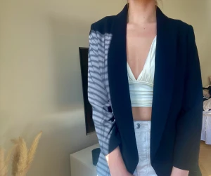 Kavaj - Kavaj i perfekt skick! Knappt använd.