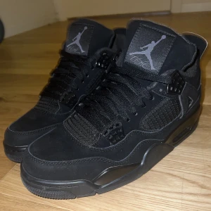 Jordan 4 black cats - Helt nya aldrig använt 