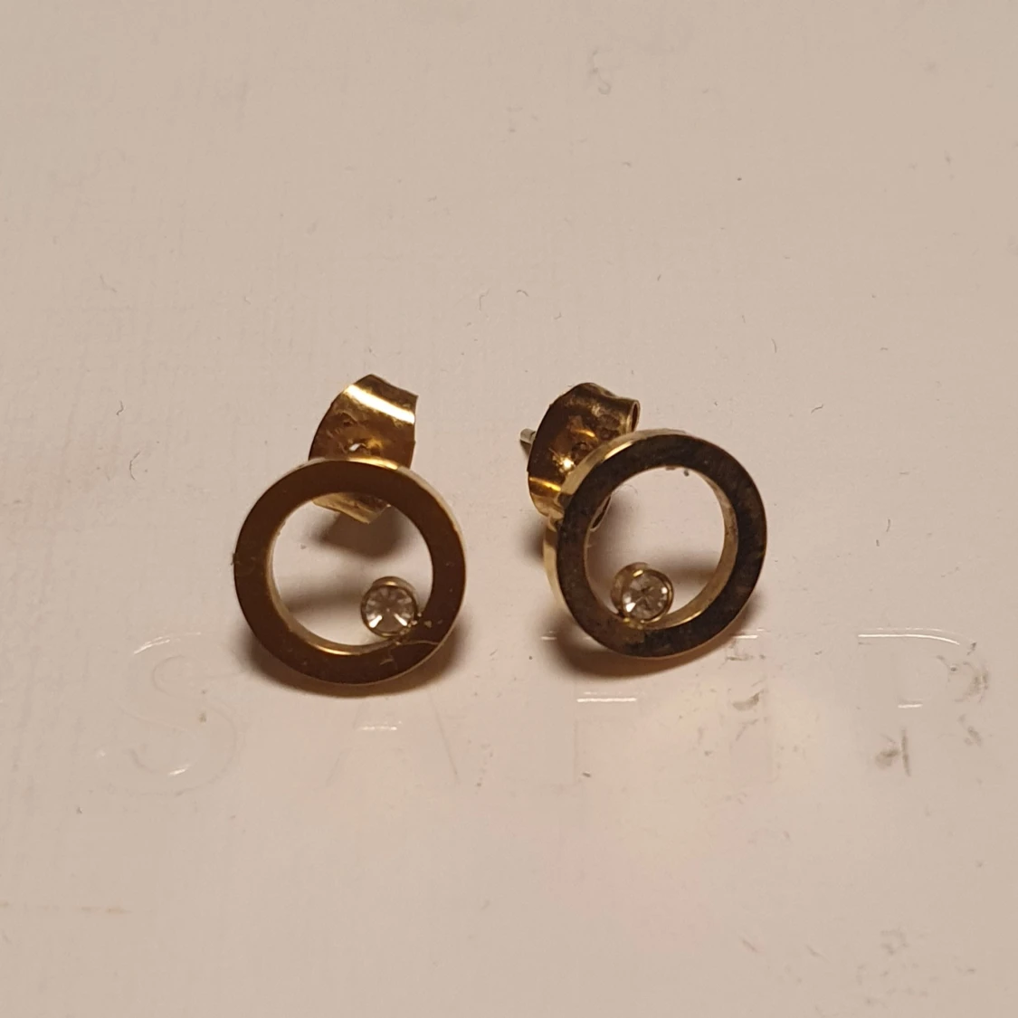 Örhängen guldpläterad