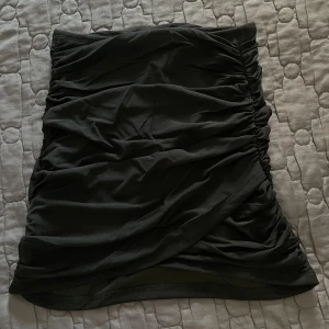 Svart kjol  - Svart kjol i storlek S, aldrig använt 
