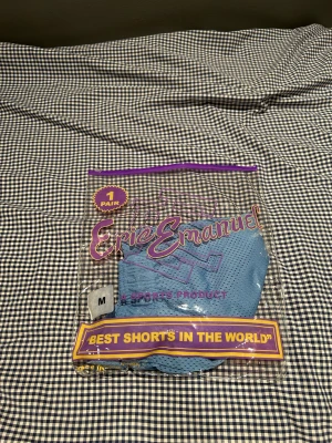 Eric Emanuel shorts - Säljer dessa Eric Emanuel shortsen i storlek Medium. Helt oanvända, inte ens testade. Kan sänka priset vid snabb marknad. Endast upphämtning. 