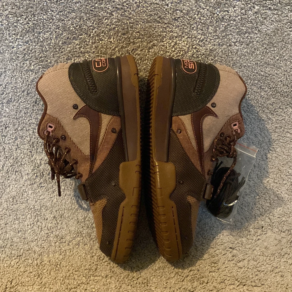 Travis Scott/Nike Air Trainer 1 Cactus Jack  - 90