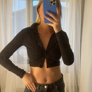 Långärmad festtopp  - Långärmad festtopp! 💞