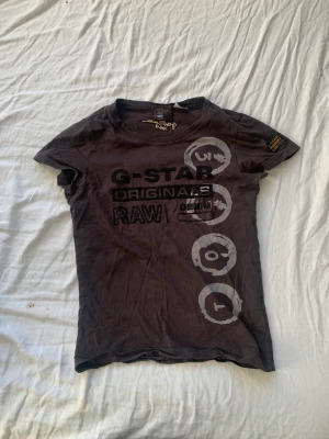 G star t shirt - Söt gstar tshirt. Storlek xs fint skick