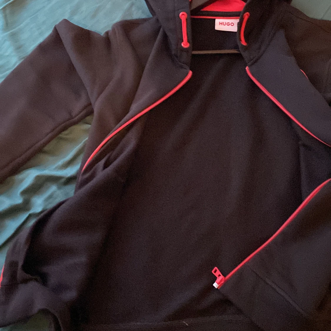 Hugo boss tröja  - 90