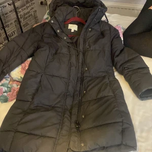 Jacka - Jacka från H&M Nyskick,använd ett par gånger 