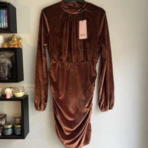 Oanvänd festklänning  - Oanvänd vinterklänning från Nuna Lie Storlek S