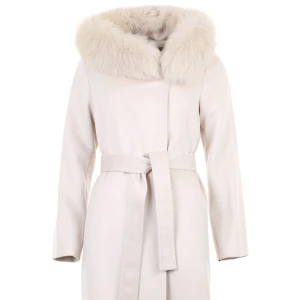 Kappa från hollies  - Säljer min fina kappa från Hollies då den inte kommer till användning längre. Kappan är i storlek 42 (men passar även någon som är M) 