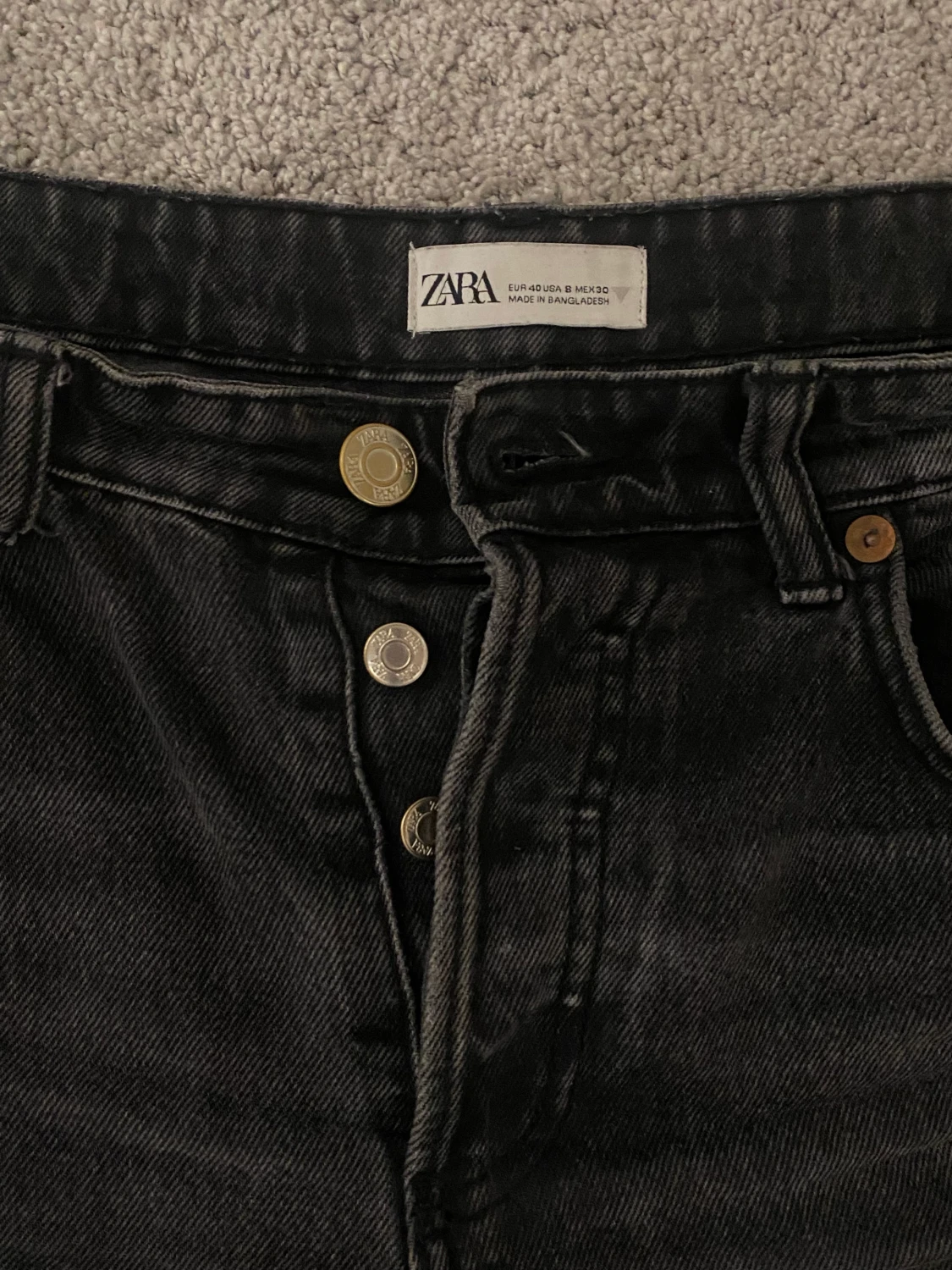 Straight midwaist jeans från Zara - 90