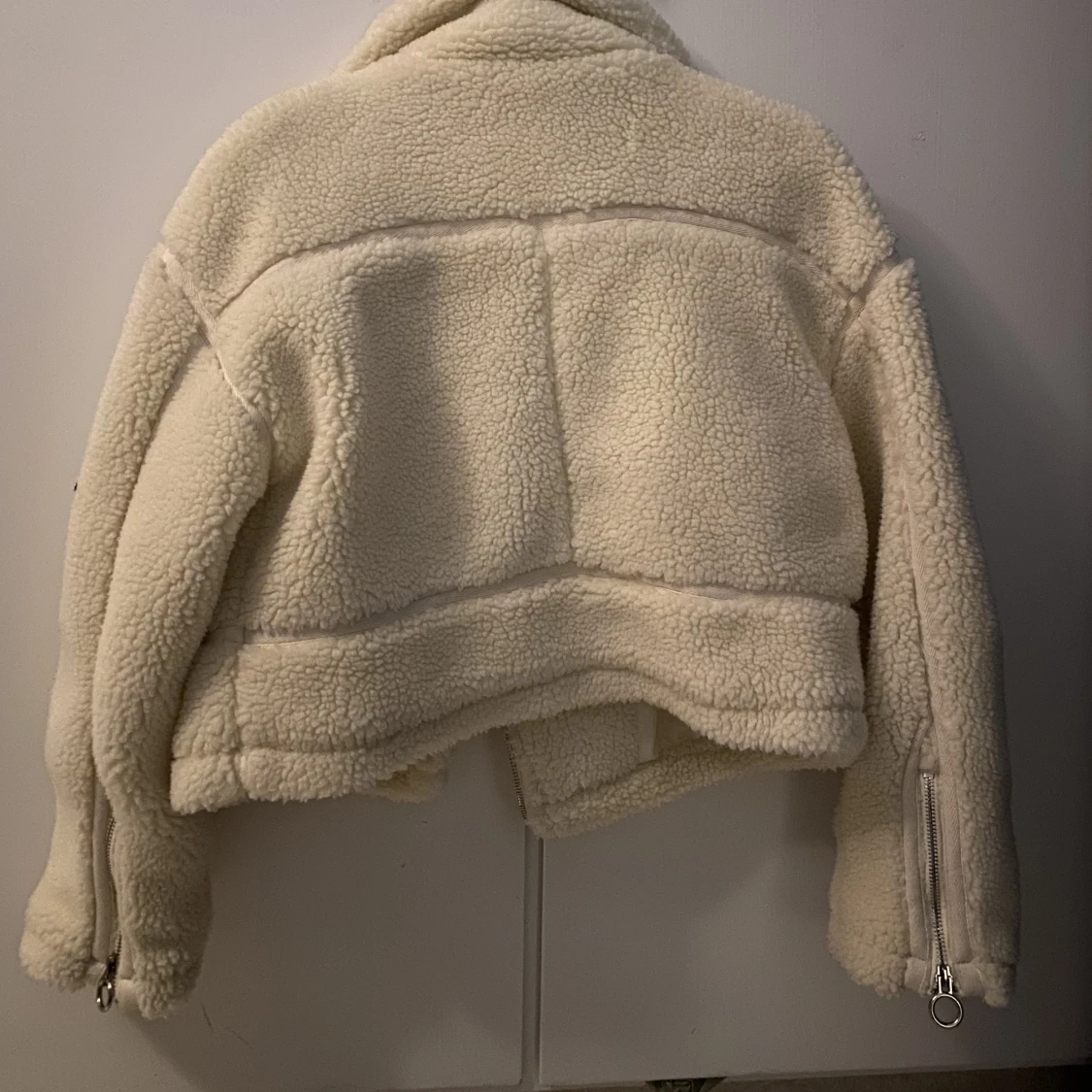 Fluffig jacka  - 90
