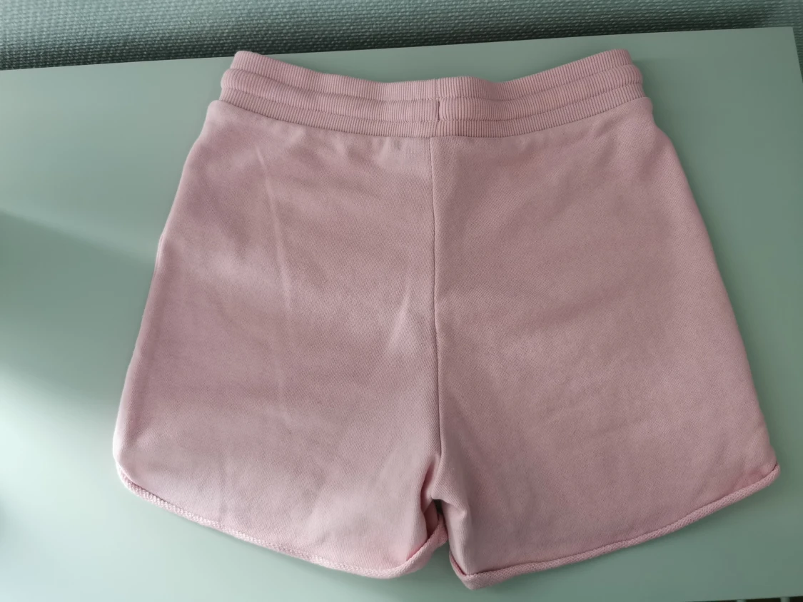 Ljusrosa mjukisshorts - 90