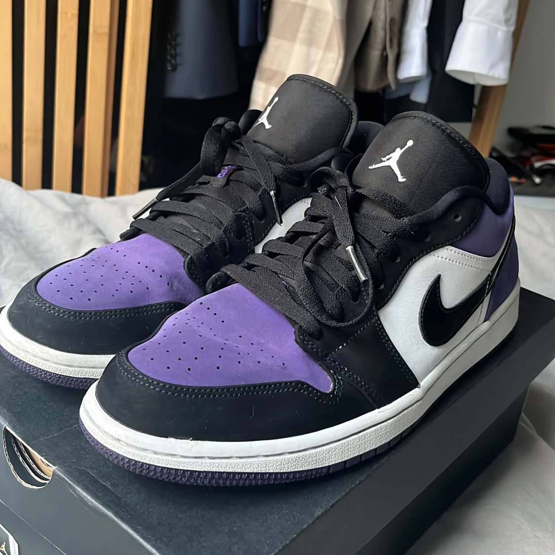 Jordan 1’s ”Court Purple” Low - 91