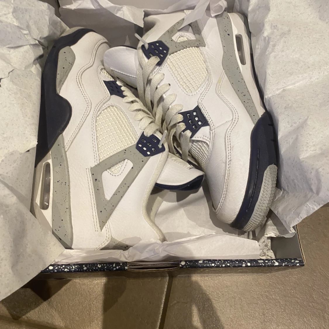 Jordan 4 navy - 2