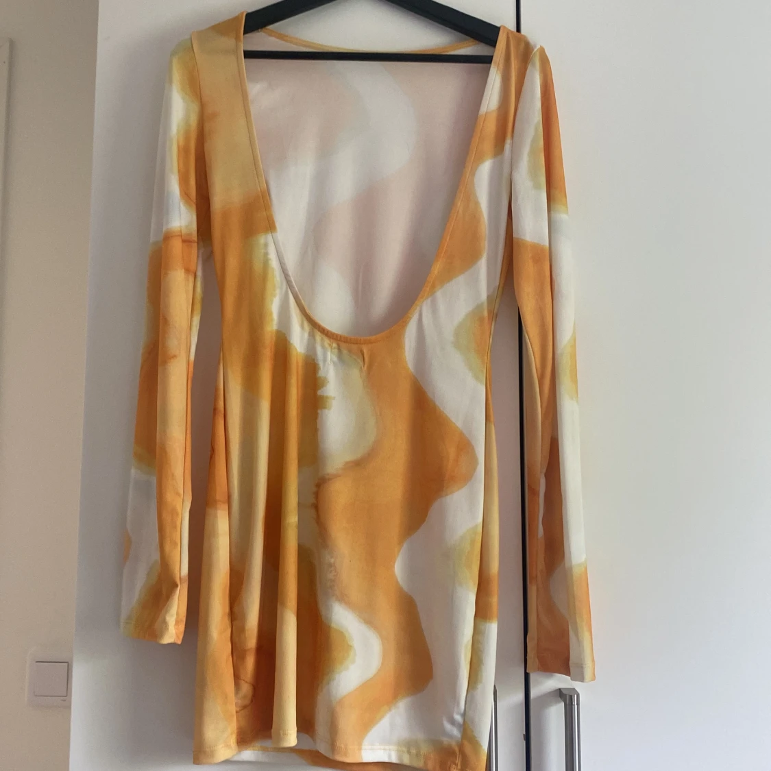 Mönstrad klänning  - 90