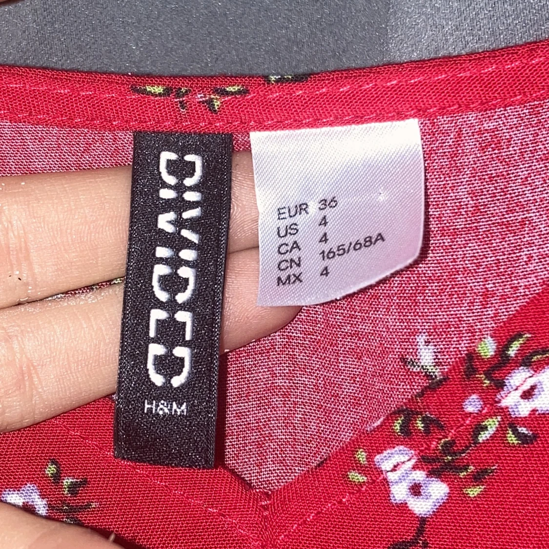 Röd linne-shorts (något ingen aning) - 91