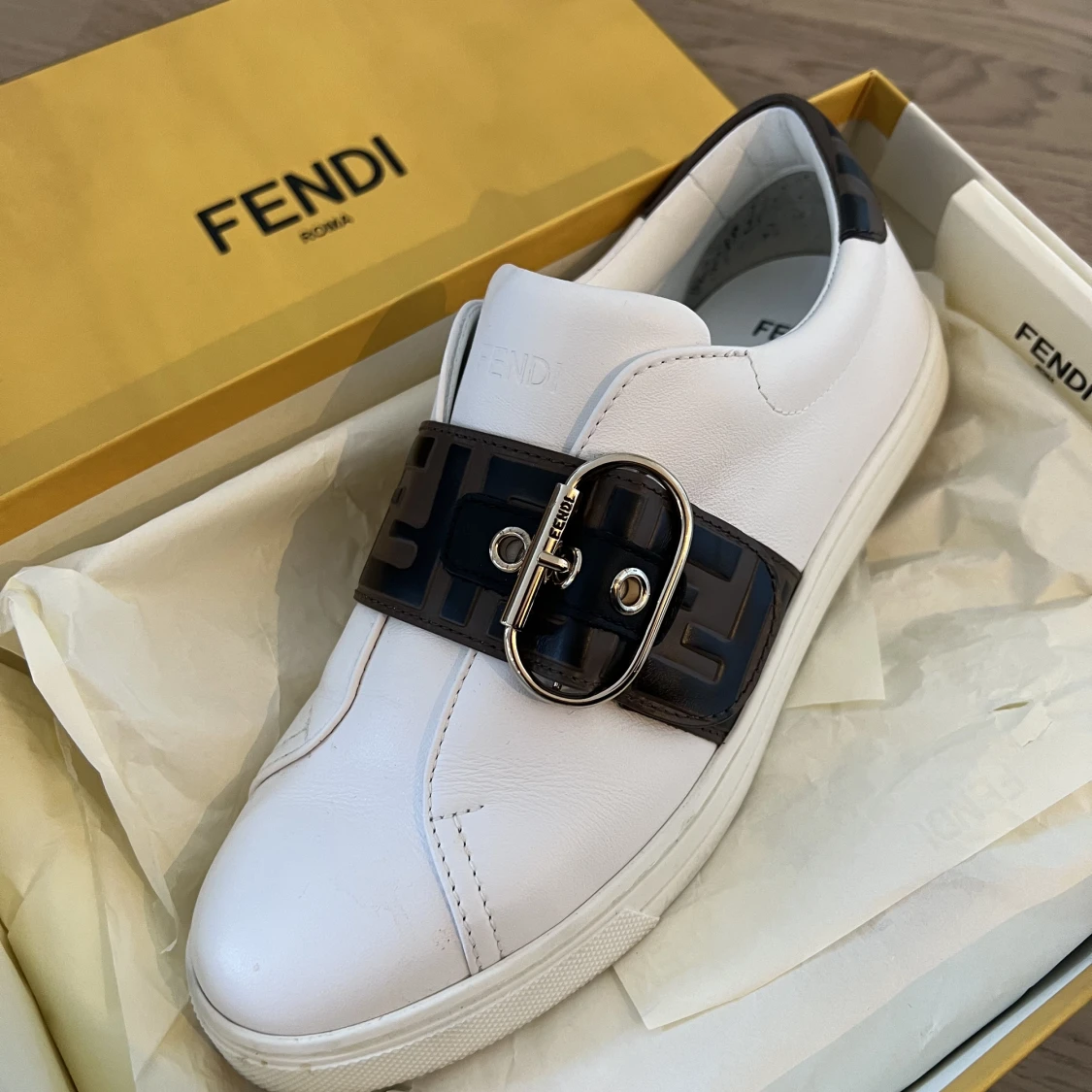 Fendi sneakers - 91