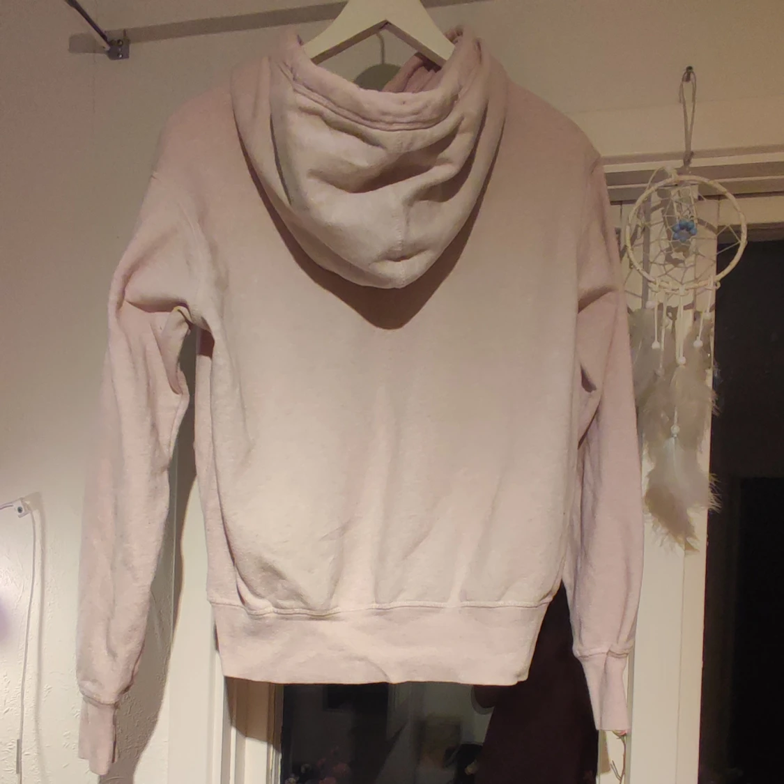 Söt rosa hoodie. - 90