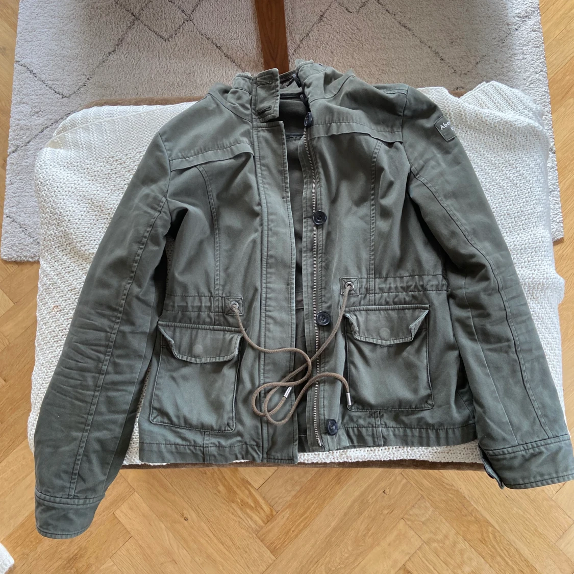 Abercrombie & Fitch jacka - 90