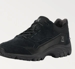 Haglöfs Skuta Low Woman - trail-/vandring - Helt nya Haglöfs Skuta Low Woman för trail och vandring. Säljes pga felköp.  Nypris 1400 kr 