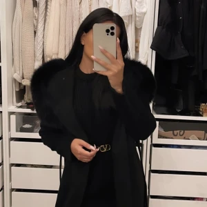 päls jacka/kappa - jätte fin, helt ny från femenina 