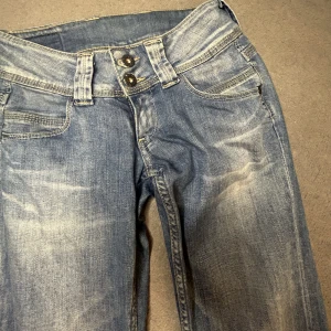 Pepe jeans  - Säljer mina jätte fina low waist pepe jeans som inte längre används. 😊